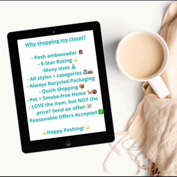 Unique tee with sheer zebra design. V-neck Tee in violet - Picture 7 of 7